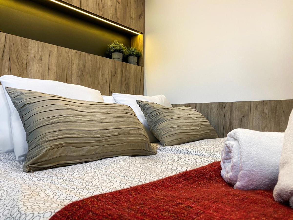 Beautiful Studio For Couples With Air Conditioning - Old Town & Main Station Kraków Eksteriør billede
